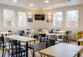 B&B HOTEL Auxerre Monéteau