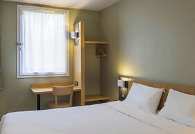 B&B HOTEL Auxerre Monéteau