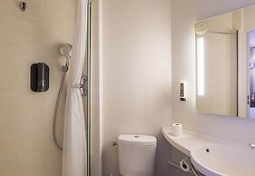 B&B HOTEL Auxerre Monéteau
