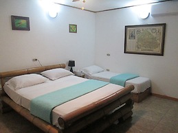 Bugabutik Hotel Resort