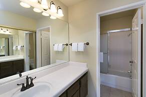 Aspen Creek by 101 Great Escapes