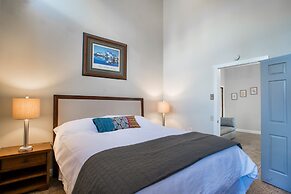 Aspen Creek by 101 Great Escapes