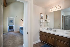 Aspen Creek by 101 Great Escapes