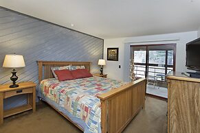 Aspen Creek by 101 Great Escapes