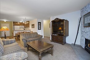 Summit by 101 Great Escapes