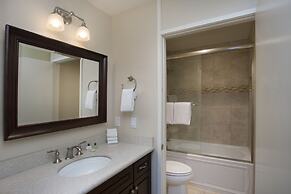 Summit by 101 Great Escapes