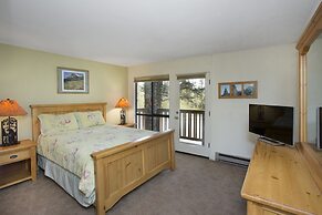 Summit by 101 Great Escapes