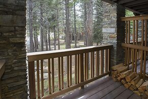 Summit by 101 Great Escapes