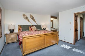 Summit by 101 Great Escapes