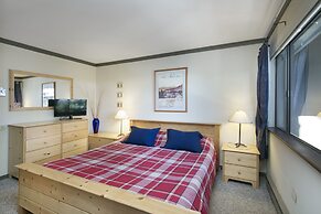 Mammoth Point by 101 Great Escapes