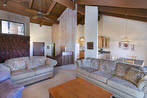 Mammoth Point by 101 Great Escapes