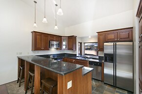 Mammoth Village Properties by 101 Great Escapes