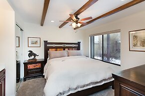 Mammoth Village Properties by 101 Great Escapes