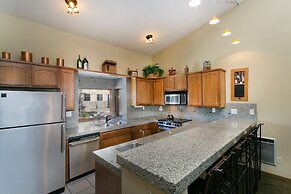 Mammoth Village Properties by 101 Great Escapes