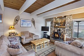 Mammoth Village Properties by 101 Great Escapes