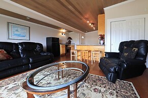 Beachwood Condos & Resort