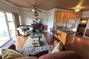 Beachwood Condos & Resort