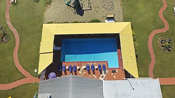 Beachwood Condos & Resort