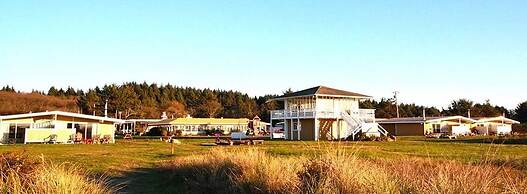 Beachwood Condos & Resort