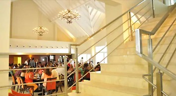 Howard Johnson by Wyndham Piedras Moras