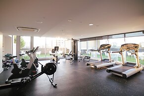 H on Mitchell Apartment Hotel