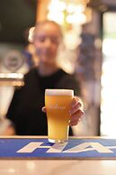 H on Mitchell Apartment Hotel