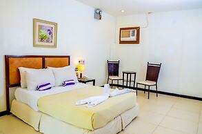 White House Beach Resort