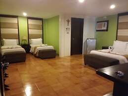 White House Beach Resort