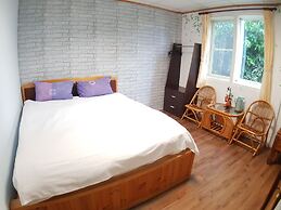 Shan Shui-Yuan Vege Guest House