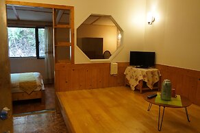 Shan Shui-Yuan Vege Guest House