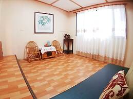 Shan Shui-Yuan Vege Guest House