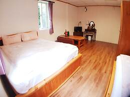 Shan Shui-Yuan Vege Guest House