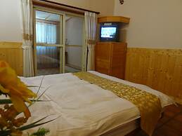 Shan Shui-Yuan Vege Guest House