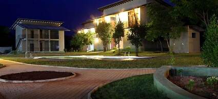 Magampura Eco Village Resort