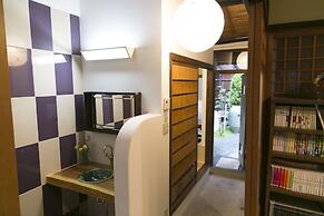 Guesthouse Tomari-ya Caters to Women