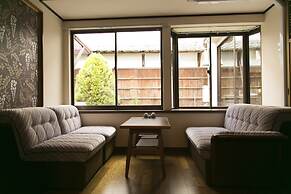 Guesthouse Tomari-ya Caters to Women