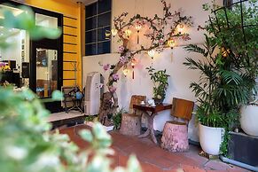Golden Bell Homestay