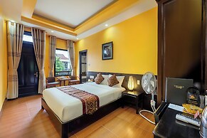 Golden Bell Homestay