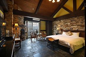 Provence Rose Lodge in Ching Jing