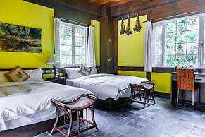 Provence Rose Lodge in Ching Jing