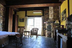 Provence Rose Lodge in Ching Jing