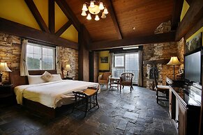 Provence Rose Lodge in Ching Jing