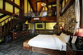 Provence Rose Lodge in Ching Jing