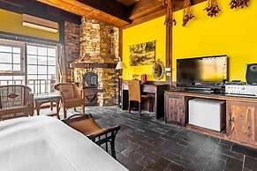 Provence Rose Lodge in Ching Jing