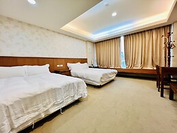 Mucha Hotel