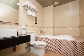 Mucha Hotel