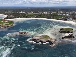 Barracuda Inn Resort