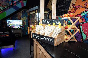 Amsterdam Teleport Hotel