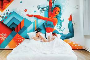 Amsterdam Teleport Hotel