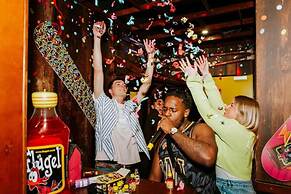 Amsterdam Teleport Hotel